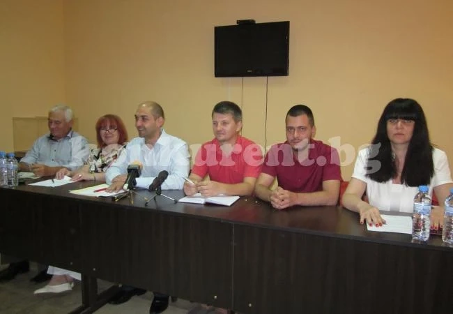 БСП: Честит 5-хиляден брой на „Конкурент“