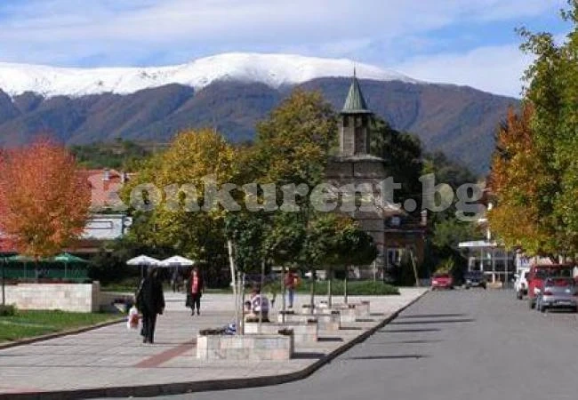 Продават общински имоти