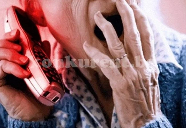 Перверзник нападна баба, за да я изнасили, но тя го преметна и белезниците щракнаха