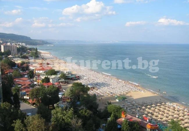 Опаричихме се и хукнахме да дирим имоти по морето?