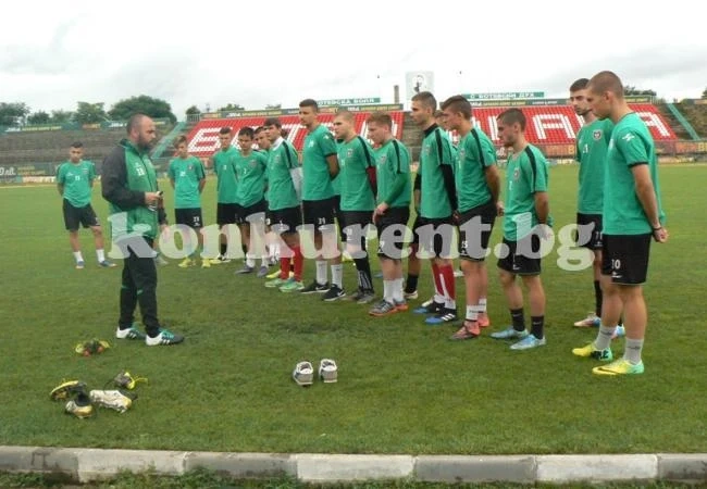 U19 на Ботев почна подготовка с дузина нови и \