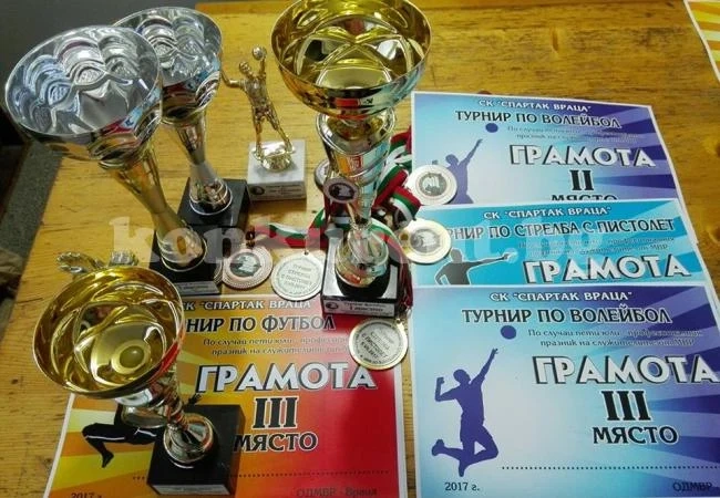 Над 120 полицаи се пускат в 5 турнира за празника