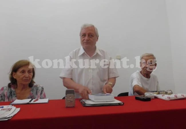 Творци от четири литературни клуба от Северозапада рецитираха в Белоградчик