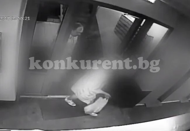 Извратеняк опита да изнасили домакиня и вече съжалява жестоко (ВИДЕО)