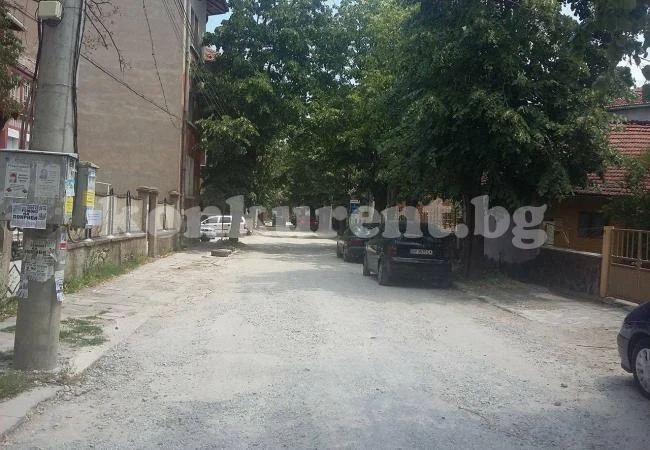 Стартират ремонти на две улици във Враца