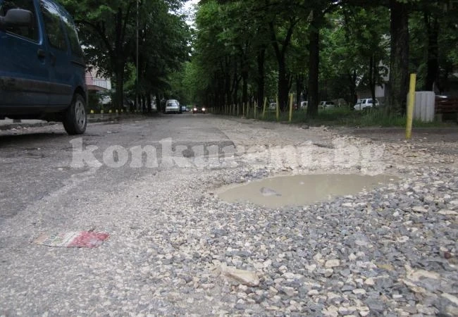 Ограничават движението по възлов булевард във Враца заради водния цикъл