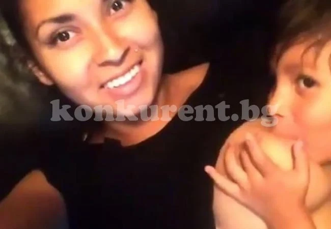 Тази майка вбеси света! Синът й прави шокиращи секс коментари, докато го кърми пред камерата, наричат я \