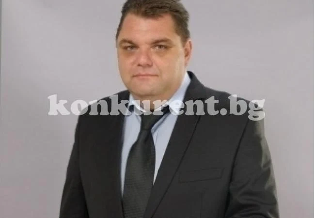 Росен Белчев върна три решения на общинари