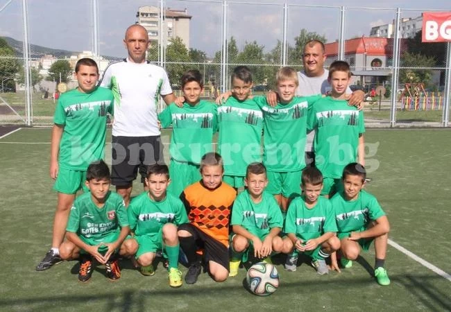 Згориград Кидс стигна до финал срещу Лудата банда