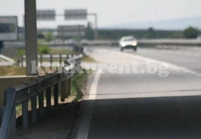За шофьорите: Ограничават движението по \