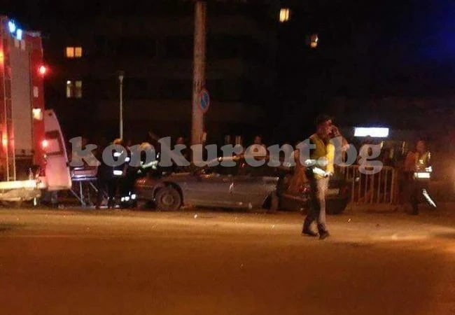 ВИДЕО и СНИМКИ: Зловеща катастрофа във Враца! Загина 1, има ранени