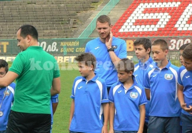 Треньор от Зверино ще води U17 на Левски-Раковски в елита и деца