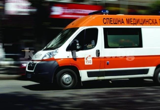 Мъж втрещи съседите си след 3-дневно пиянство
