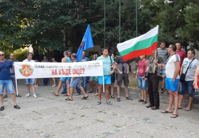 Полицаите поискаха ръст на заплатите от 15%. Веднага!