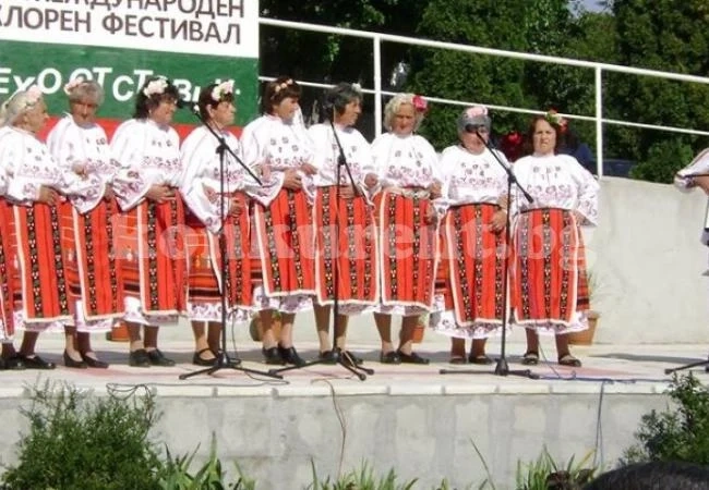 93-годишна пее на фест в Смоляновци