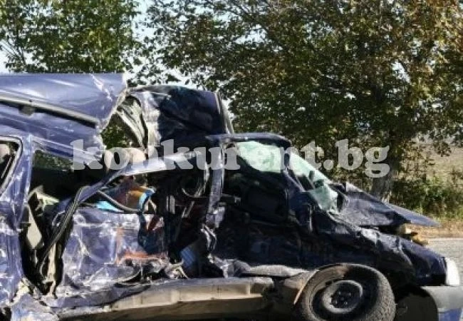 Eто какво е състоянието пострадалия при катастрофата край \