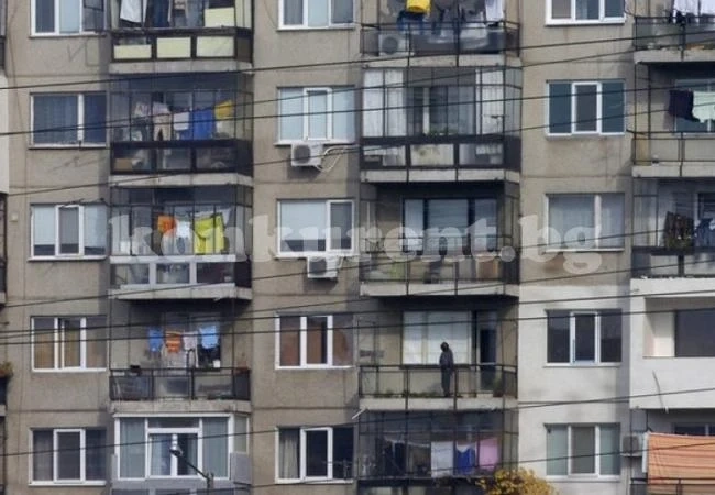 Искате ли да построите тераса на апартамента си? Вижте колко ще ви струва, за да е законно