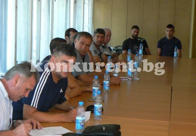 13 отбора останаха в \