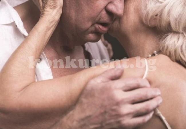 Дом за престарели хора поощрява 93-годишен слaбоумен дядо да използва проститутки