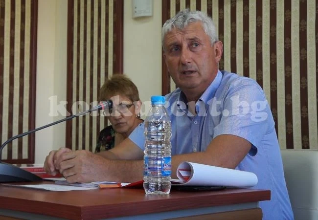 Управата в Мездра дава символичните 500 лв. на ОФК Локомотив