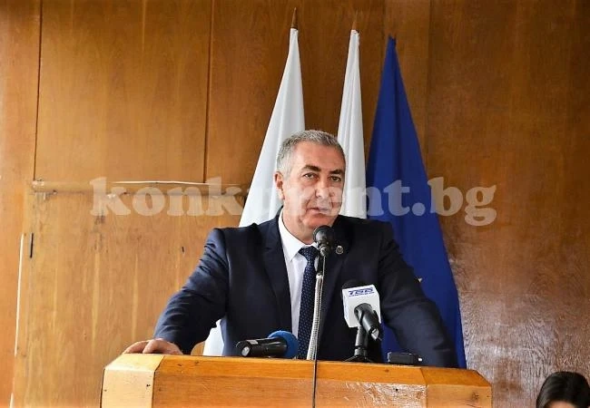 Община Видин не е налагала разформироването на паралелки