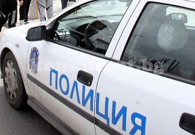 Полицай излезе рано сутринта за работа, но се натъкна на ужасяваща находка на пейка