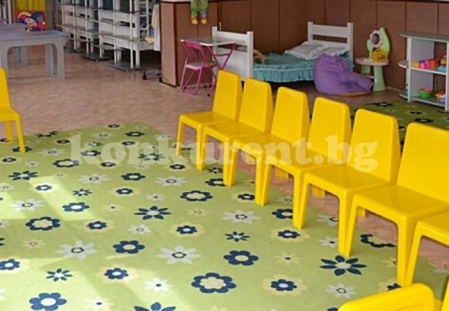 Затвориха забавачката в село Разград, децата пътуват безплатно до Златия