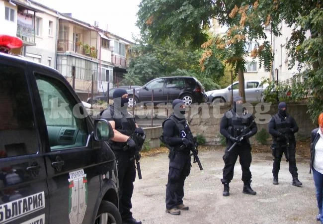 Бандата на Квиц остава в ареста за постоянно, един с домашен арест