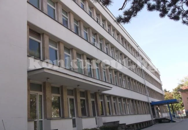 Защо чак сега се сетихте за болницата? КОМЕНТАР