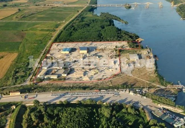 Австрийци строят терминал на Дунава