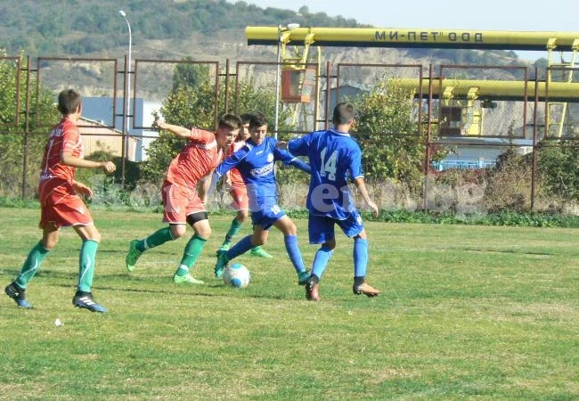 Ботевци надвиха монтанци и в U15 /Снимки/