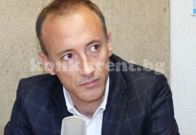 Върнаха в клас 12 000 отпаднали от училище деца