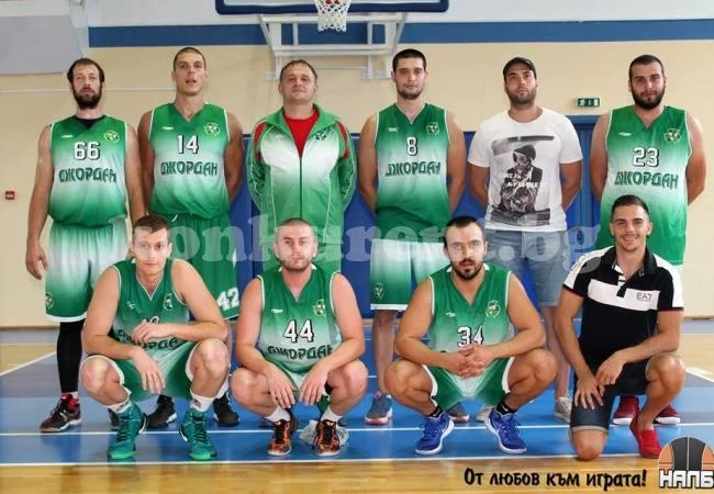 Ботев 2012 с 2 победи за ден в НАЛБ