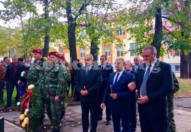Военният клуб във Враца стана на 120 години СНИМКИ