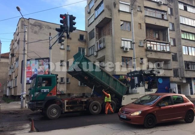 Пак замириса на асфалт над Враца СНИМКИ