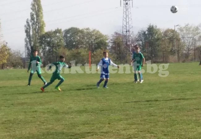 Ботев разби Монтана с 3:0 в дербито на „Футбол 9”