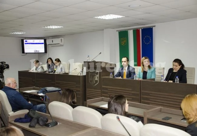 Магията на коледния дух ни завладява още в края на ноември