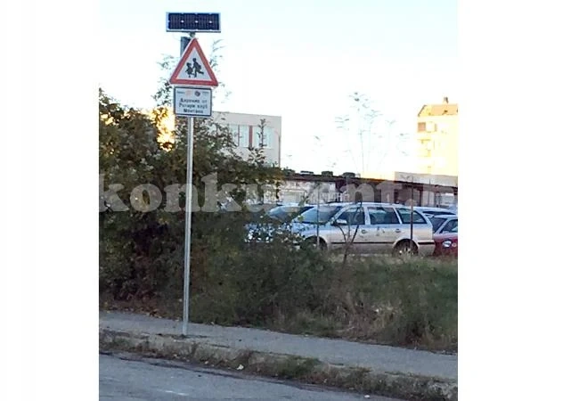 Соларни знаци пазят децата