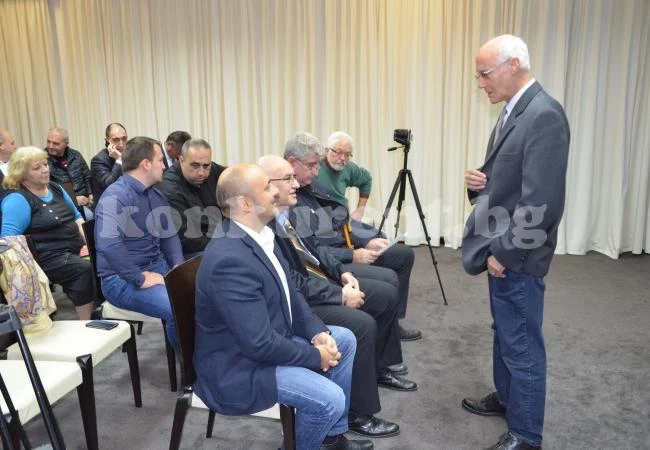 Депутат и зам.-областен уважиха кръглата маса за демографски политики във Враца