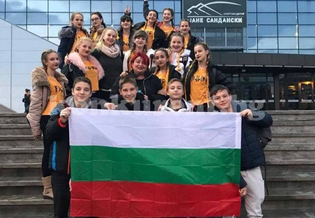 Танцьори се проявиха в Скопие