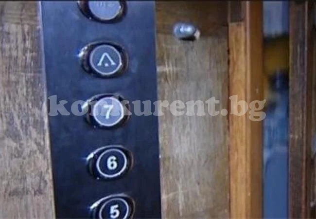 Жена падна в асансьорна шахта на блок