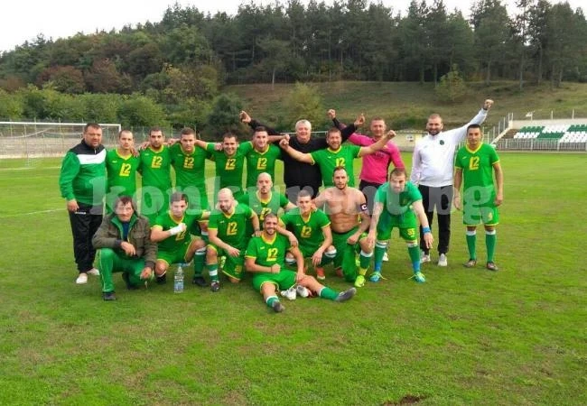 Огоста ще зимува на върха след класика в Роман