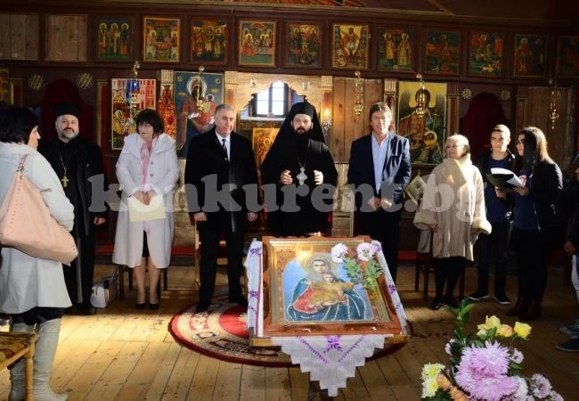 Отбелязаха Въведение Богородично в Дунавци
