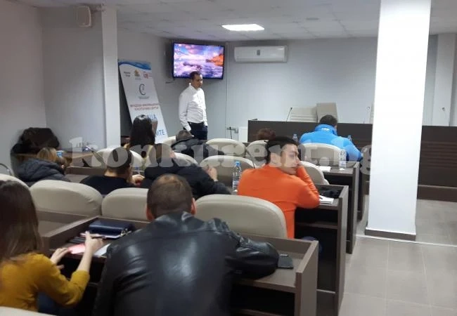 Младежи се включиха в обучение по маркетинг и реклама във Враца