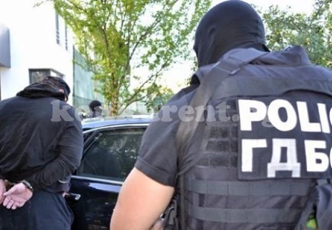 Хванаха млад автоджамбазин докато краде „Сузуки”