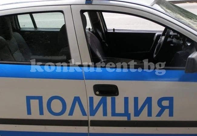 Пипнаха двама иманяри докато копаят