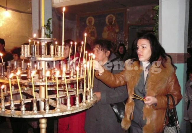 Рибен курбан за Никулден в Борован, грейва и елхата