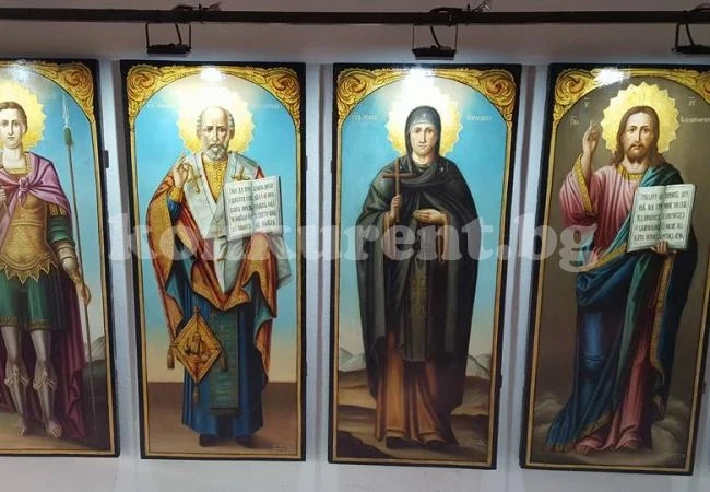 Откриха прицърковна музейна сбирка в храма в Бяла Слатина