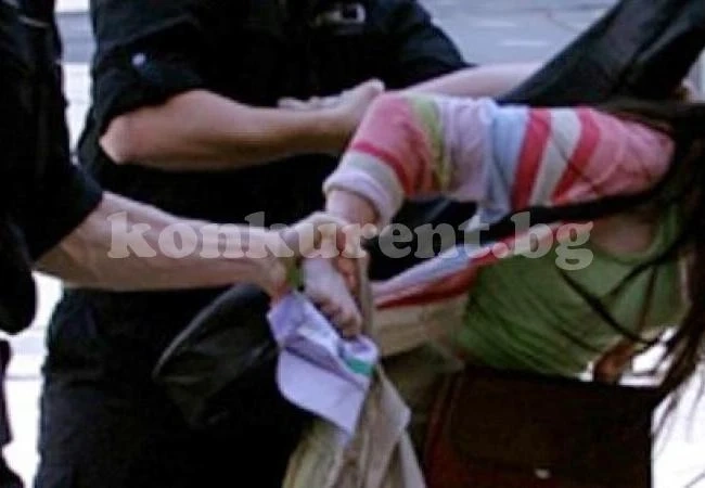 /ОБНОВЕНА/ Баща и син устроиха капан и спипаха крадла