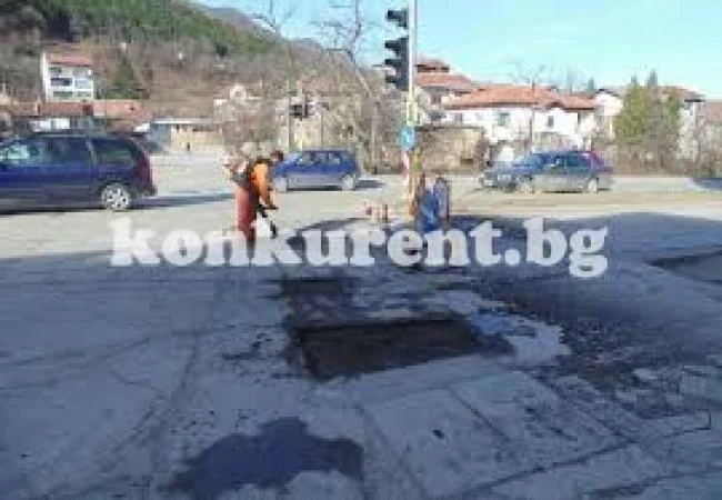 Вижте кои улици са затворени заради асфалтиране във Враца